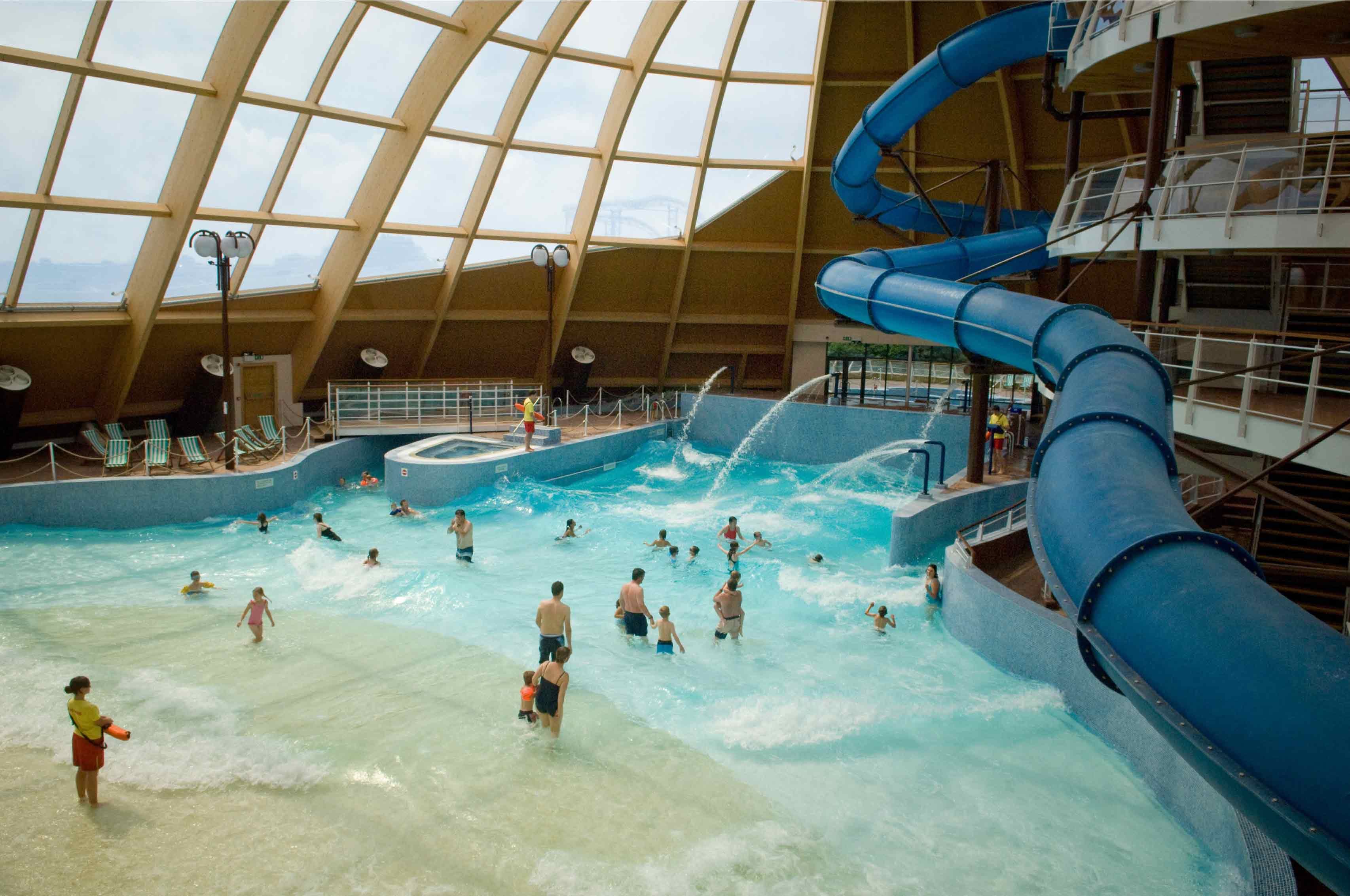 Blue Lagoon Wavepool