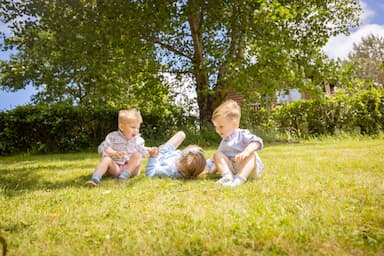 Children playing in front of the lodge Bluestone