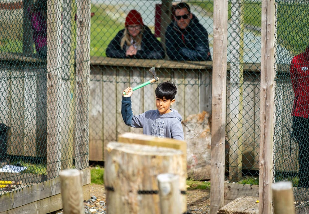 Axe Throwing Family Watching
