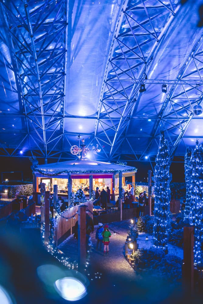 Snow Globe Bar O Metre With Lights