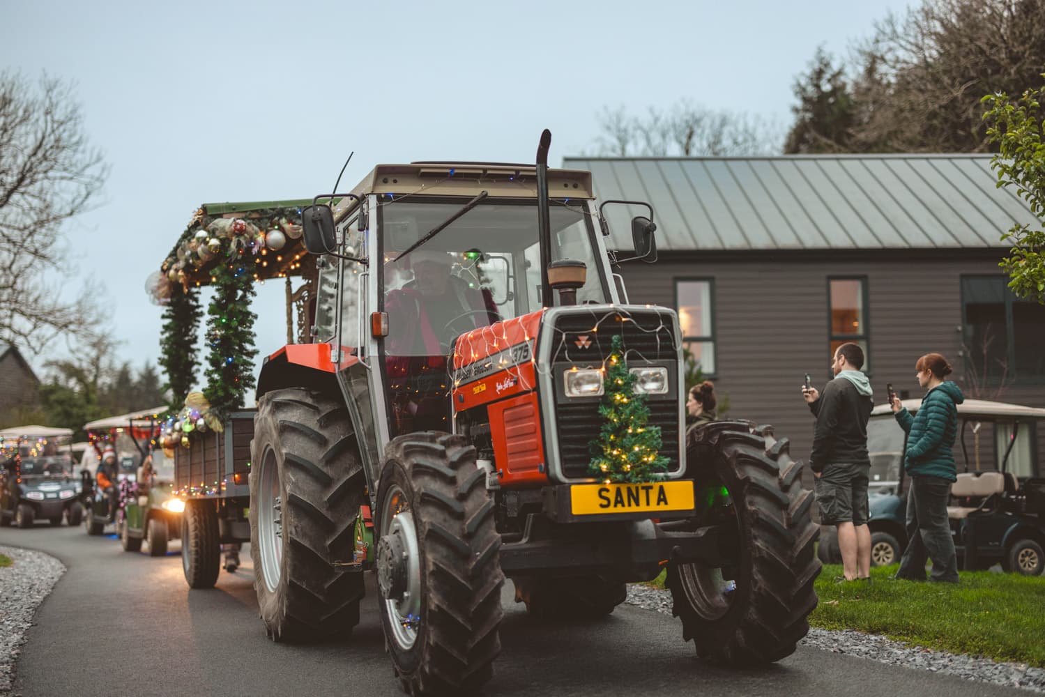 Polar Postal Santa Tractor