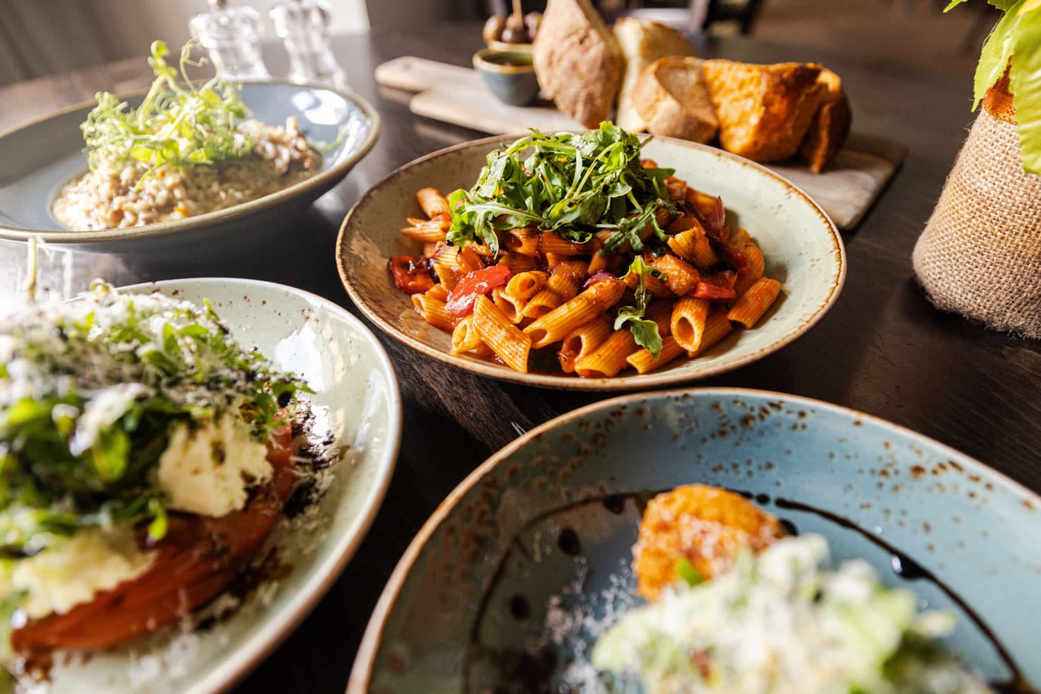Food Dining Bluestone
