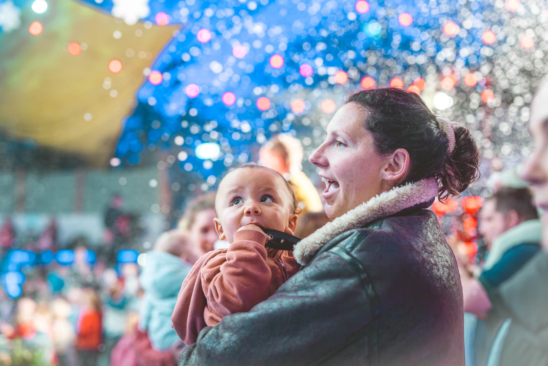 Mum Baby Cloud Theatre Serendome Christmas