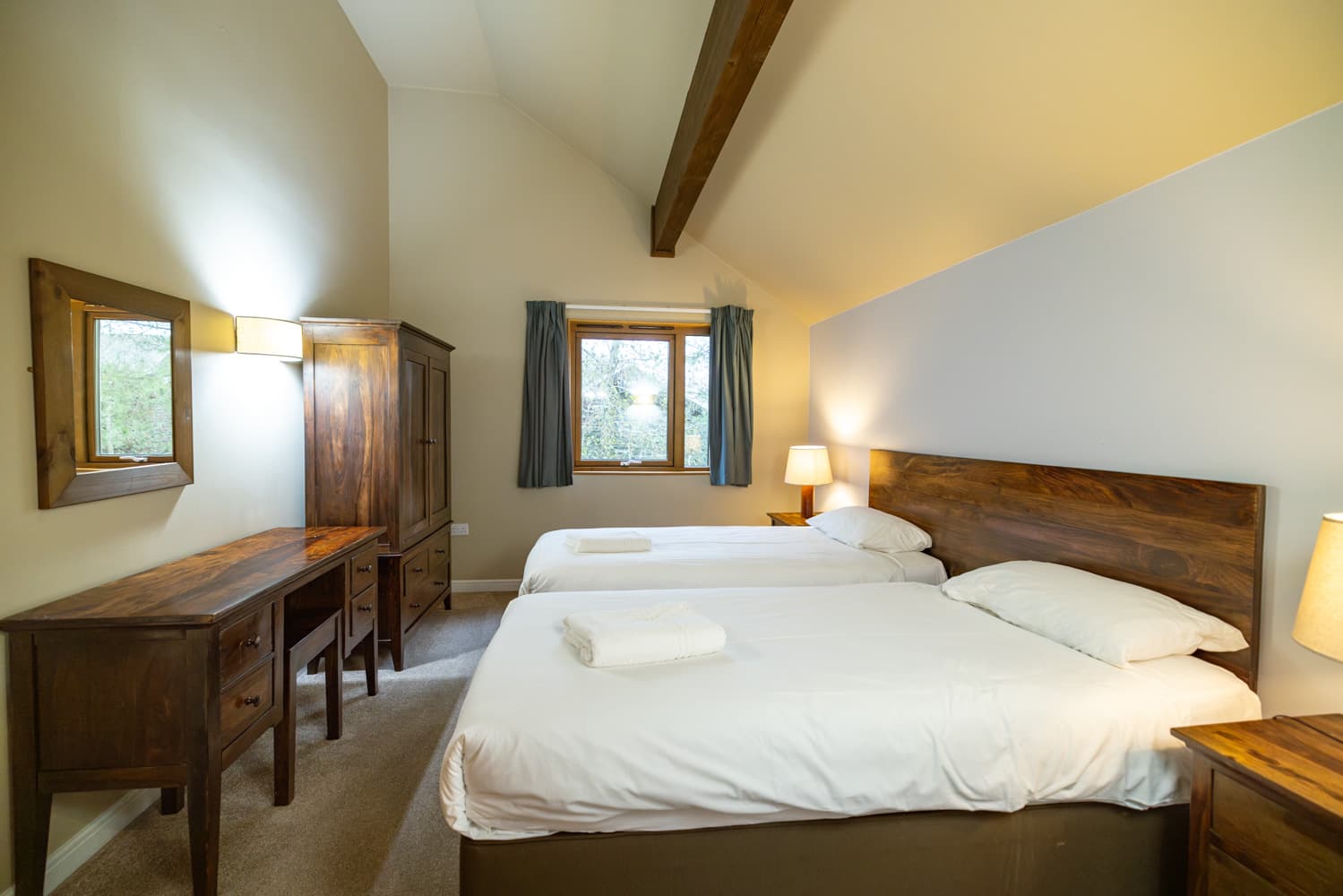 Skomer Classic Upstairs Twin Room