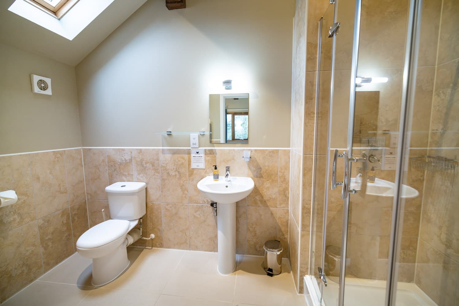 Skomer Classic Double Ensuite