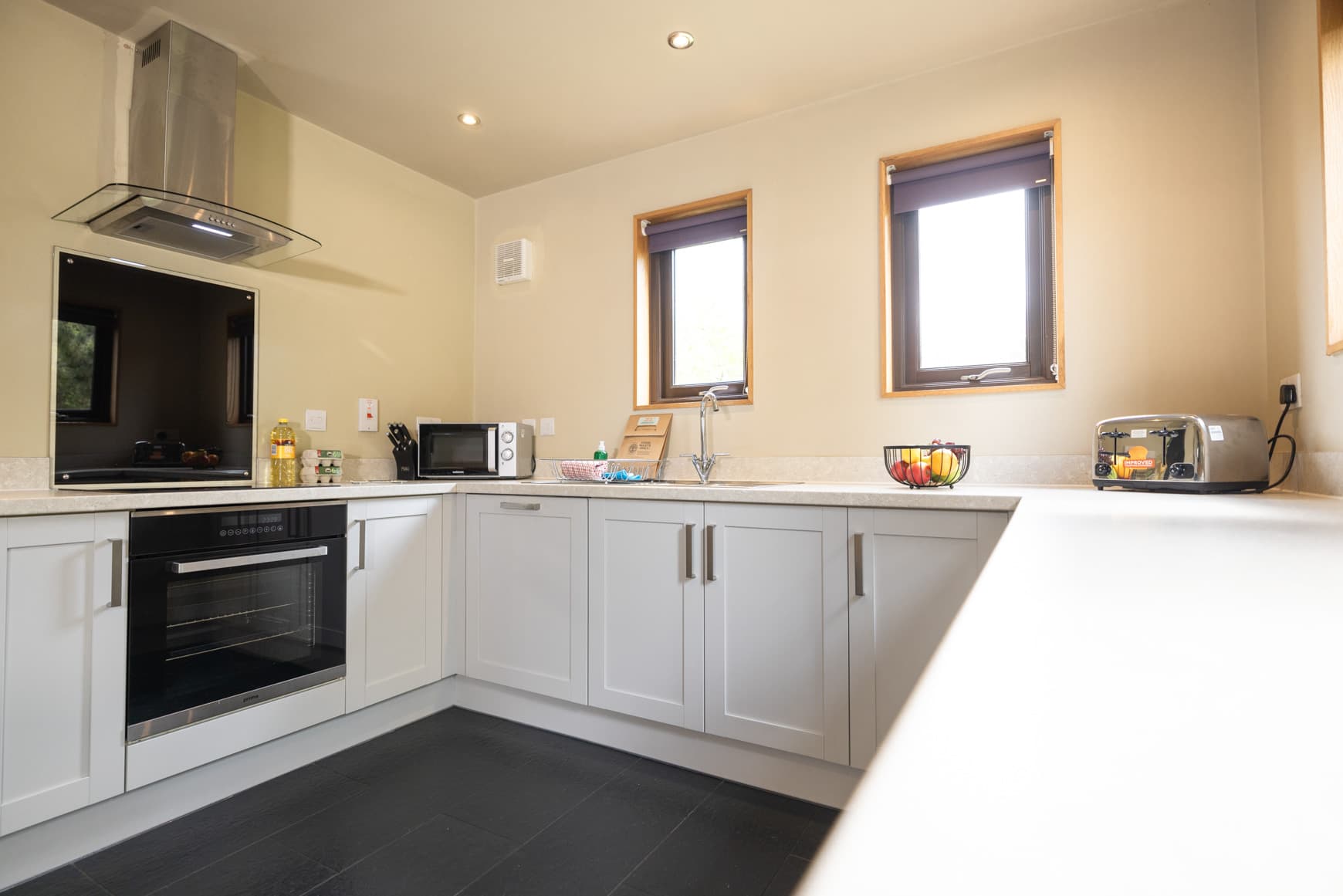 Grassholm Kitchen and Oven