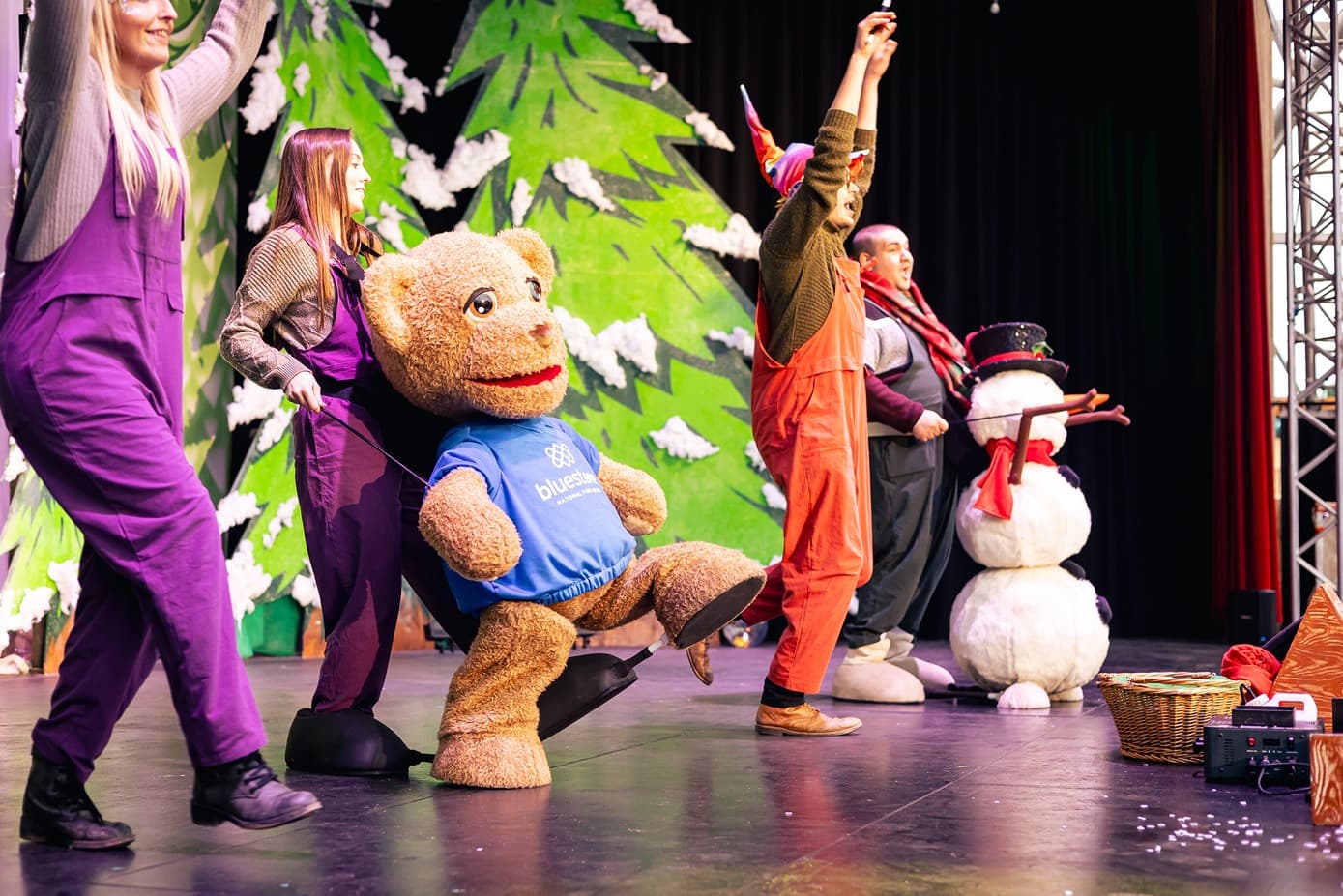 Teddy Blue dancing on stage