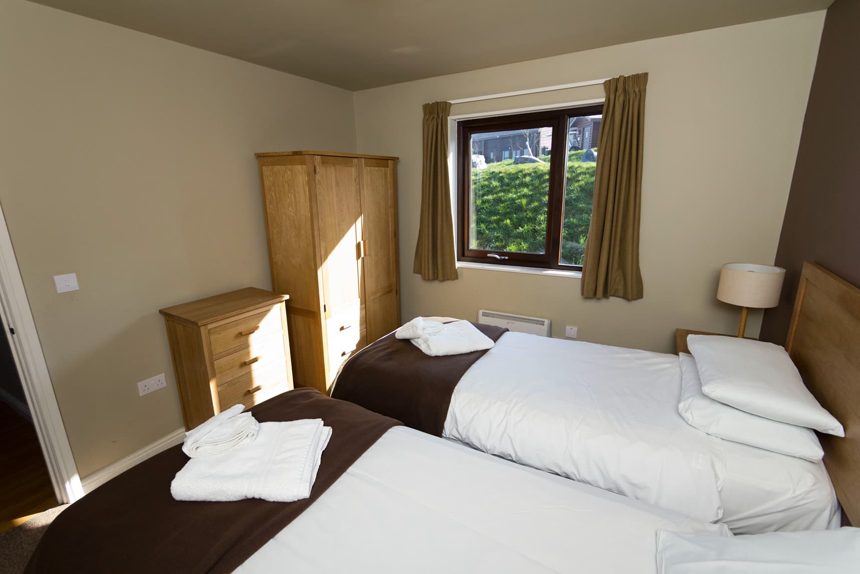 Dinas Bunkhouse Twin Bedroom