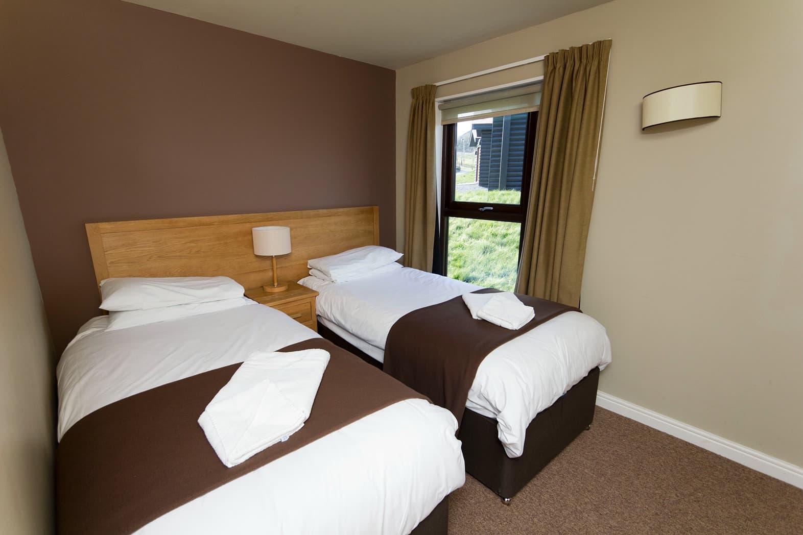 Dinas Twin Room