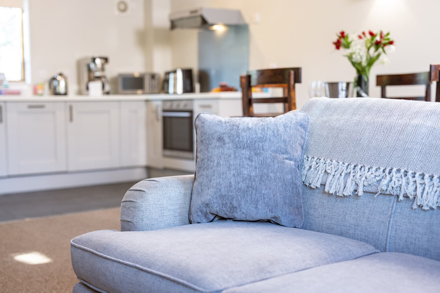 Ramsey Deluxe Refurbed Sofa & Kitchen