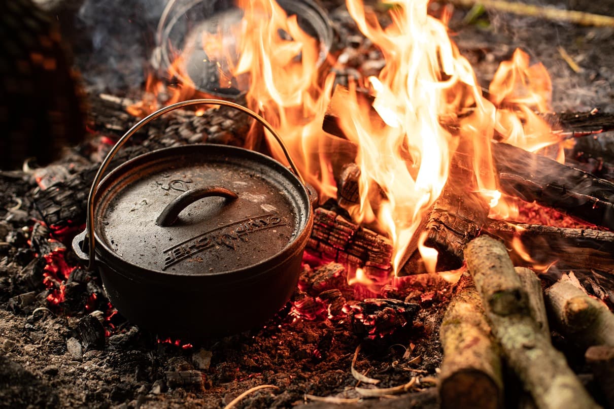 Bushcraft Fire And Pot