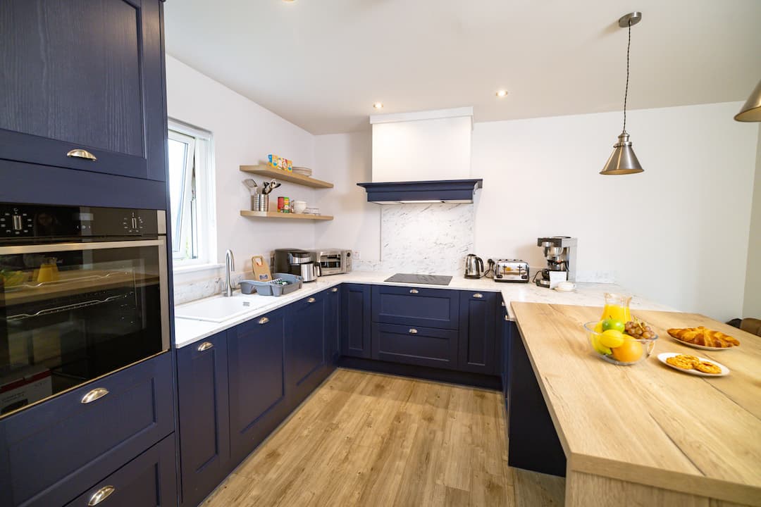 Carningli Lodge | Accommodation | Bluestone Wales