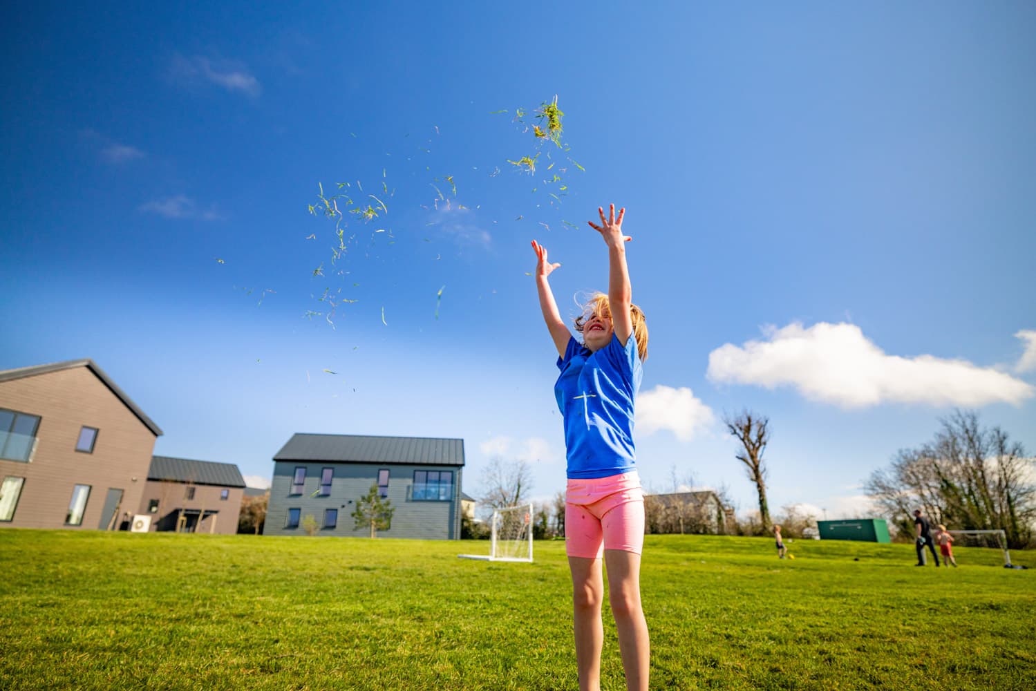 Salt & Soil Child Throw Grass
