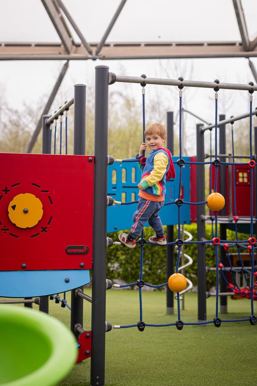 Play Park Serendome Winter 